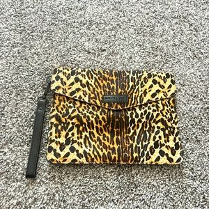 Rachel Zoe clutch like new leopard